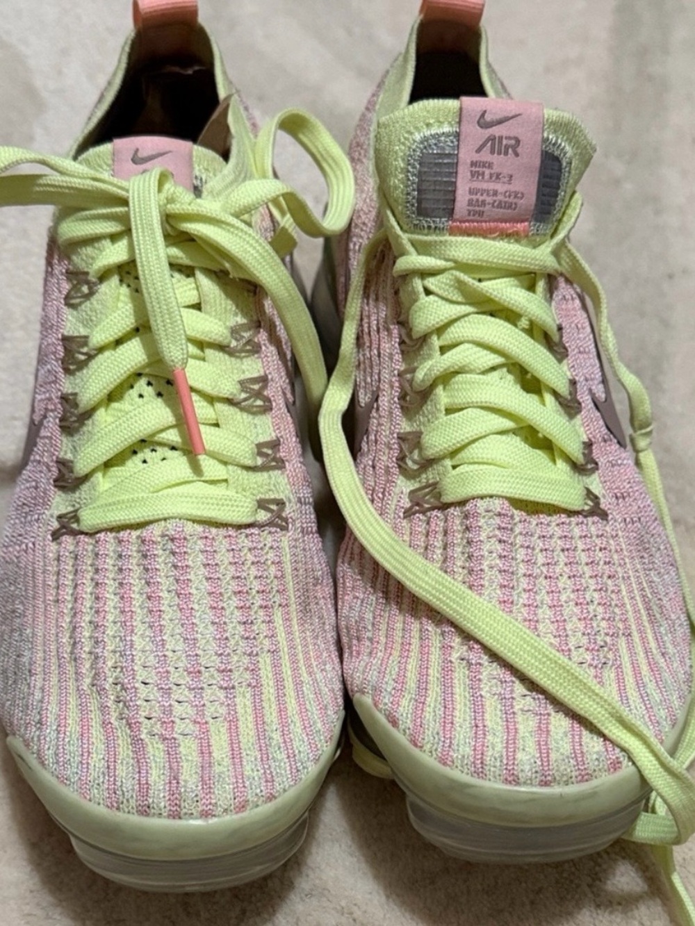 Nike Air VaporMax Flyknit Sneakers | Women’s 6.5